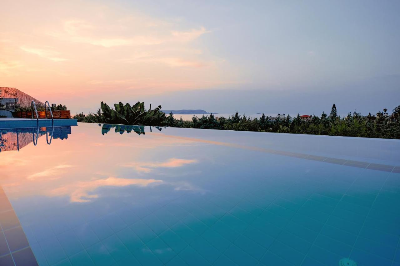 Four Seasons Private Villa - Seaview - Big Heated Pool - Gym - Sport Activities Gúvesz Kültér fotó