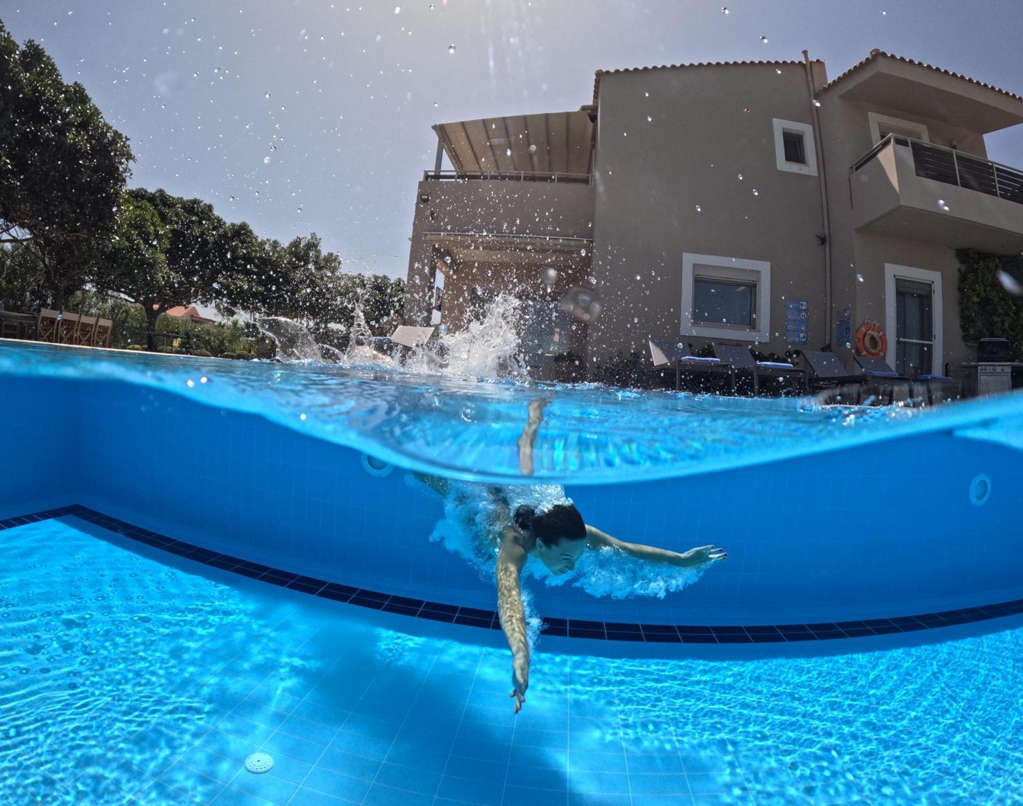Four Seasons Private Villa - Seaview - Big Heated Pool - Gym - Sport Activities Gúvesz Kültér fotó
