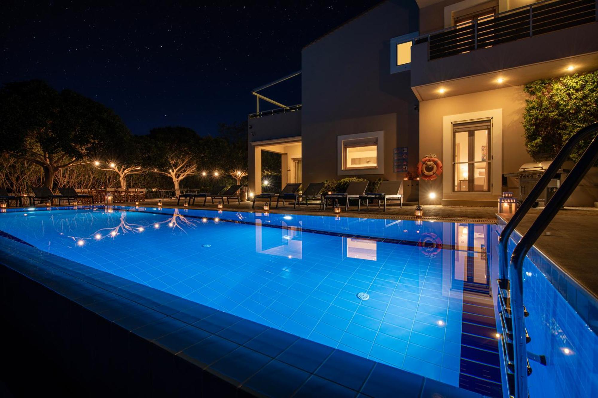 Four Seasons Private Villa - Seaview - Big Heated Pool - Gym - Sport Activities Gúvesz Kültér fotó